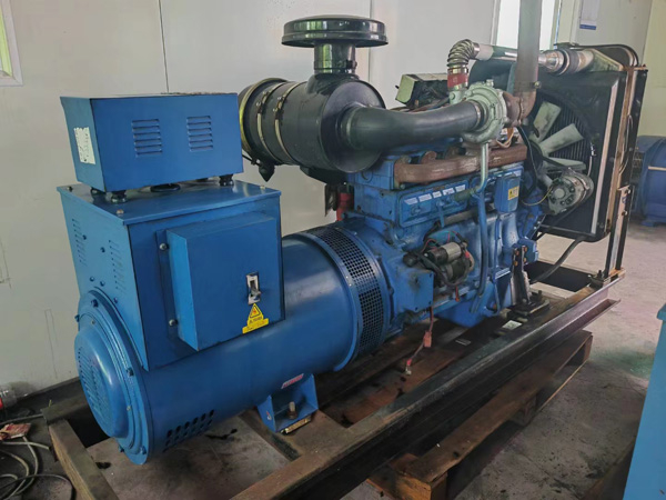 赞皇100kW柴油发电机组使用多级机油有哪些优缺点？